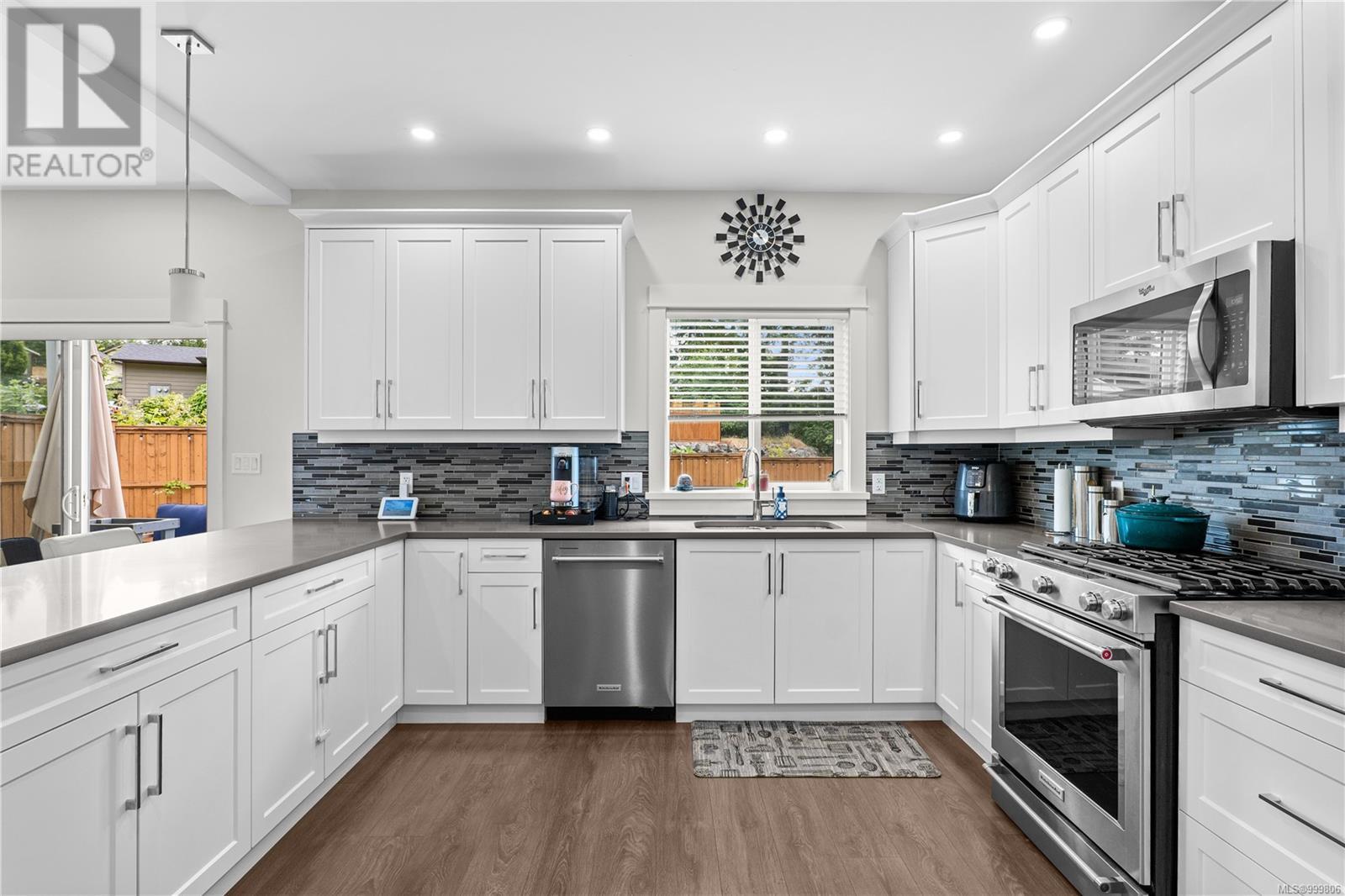 Photo 2 of 2401 Lund Rd, View Royal BC