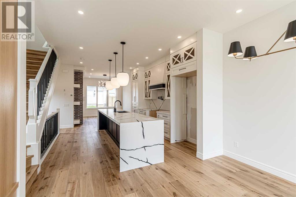 Single Family House for Sale in   Avenue SW Altadore Calgary 