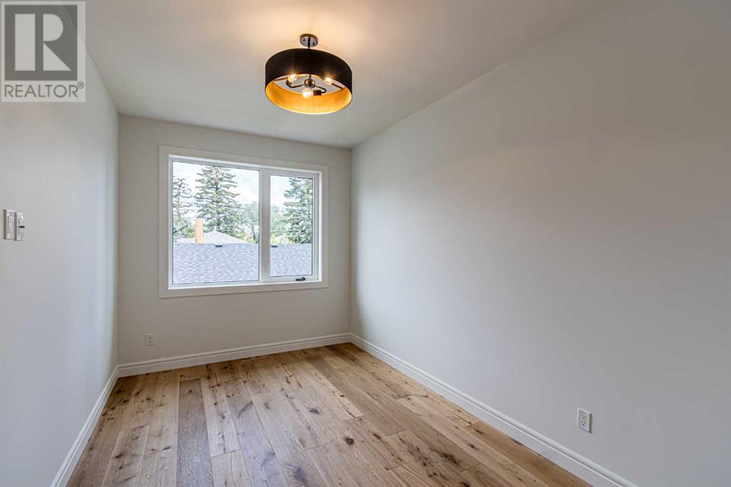 Single Family House for Sale in   Avenue SW Altadore Calgary 