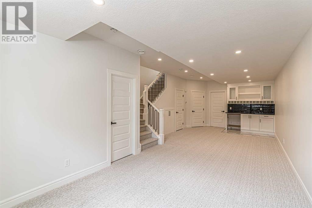 Single Family House for Sale in   Avenue SW Altadore Calgary 