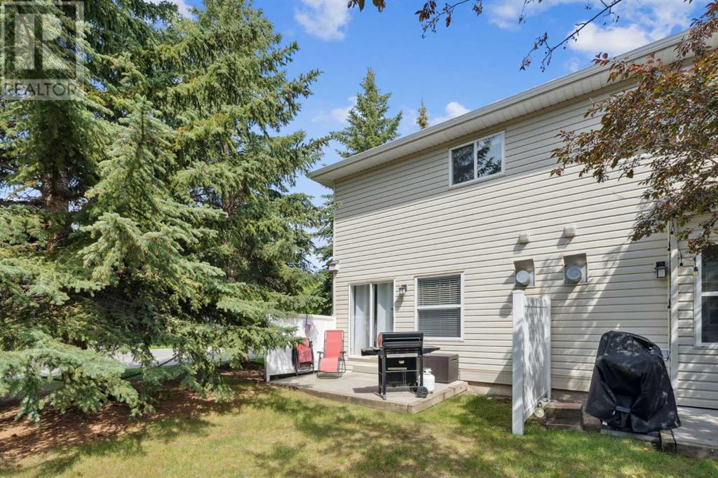 Single Family House for Sale in   Avenue SW Millrise Calgary 