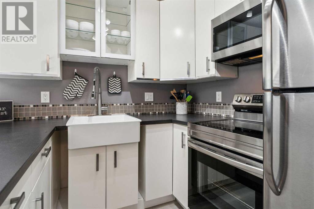 Single Family House for Sale in   Avenue SW Millrise Calgary 