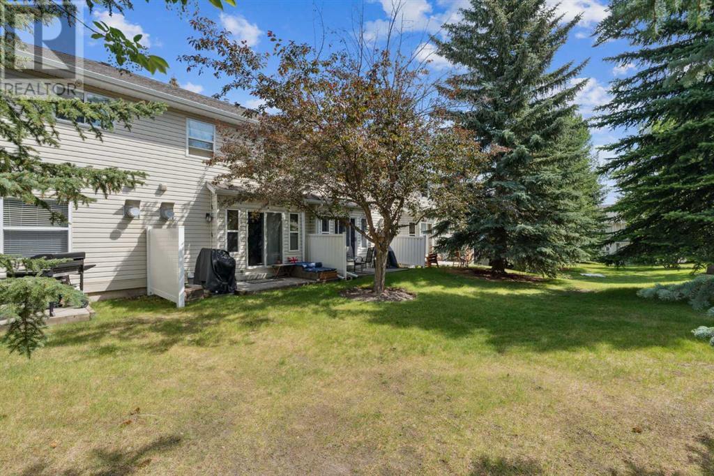 Single Family House for Sale in   Avenue SW Millrise Calgary 
