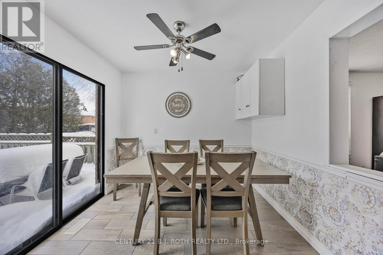 Single Family House for Sale in  WALLACE DRIVE Barrie (Northwest) 