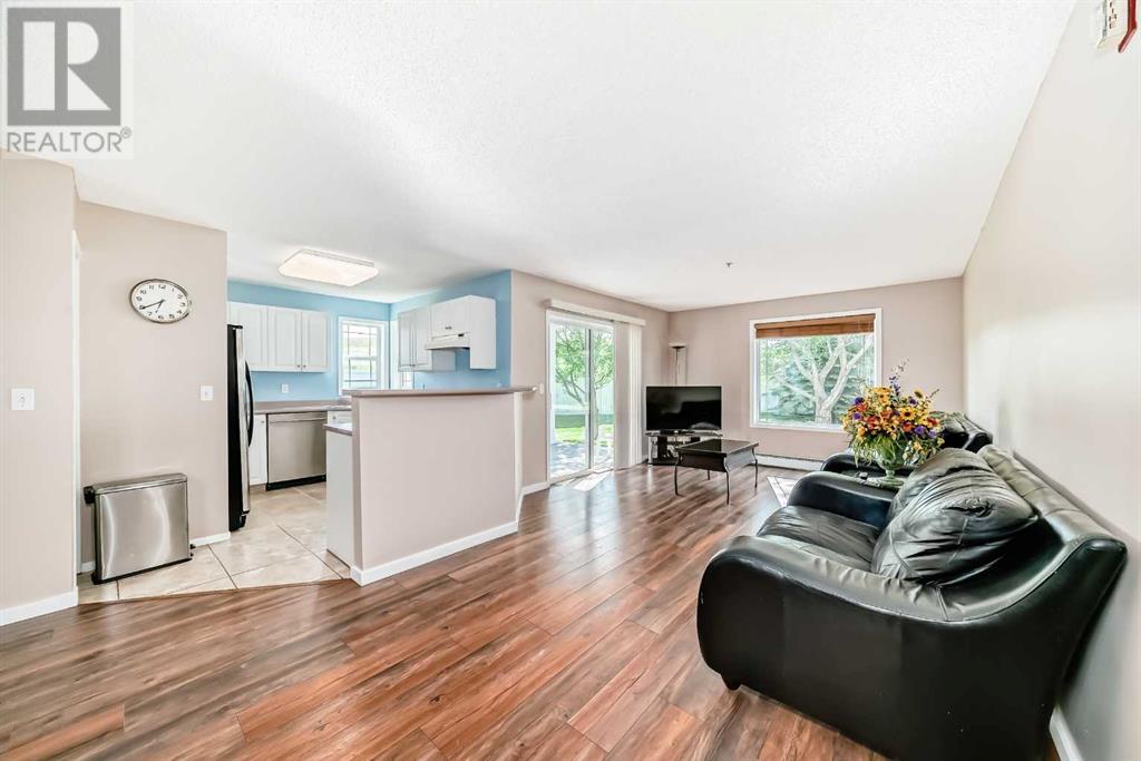 Single Family House for Sale in   Tuscarora Manor NW Tuscany Calgary 