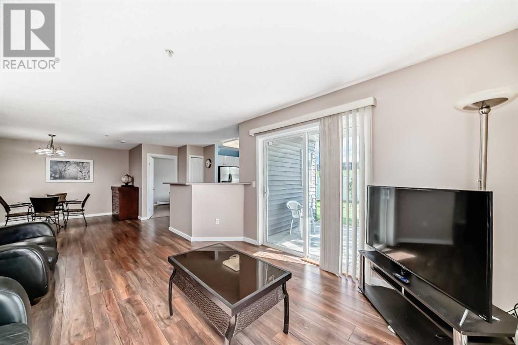 Single Family House for Sale in   Tuscarora Manor NW Tuscany Calgary 