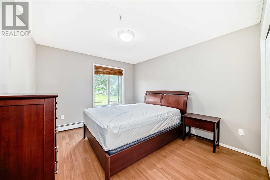 Single Family House for Sale in   Tuscarora Manor NW Tuscany Calgary 
