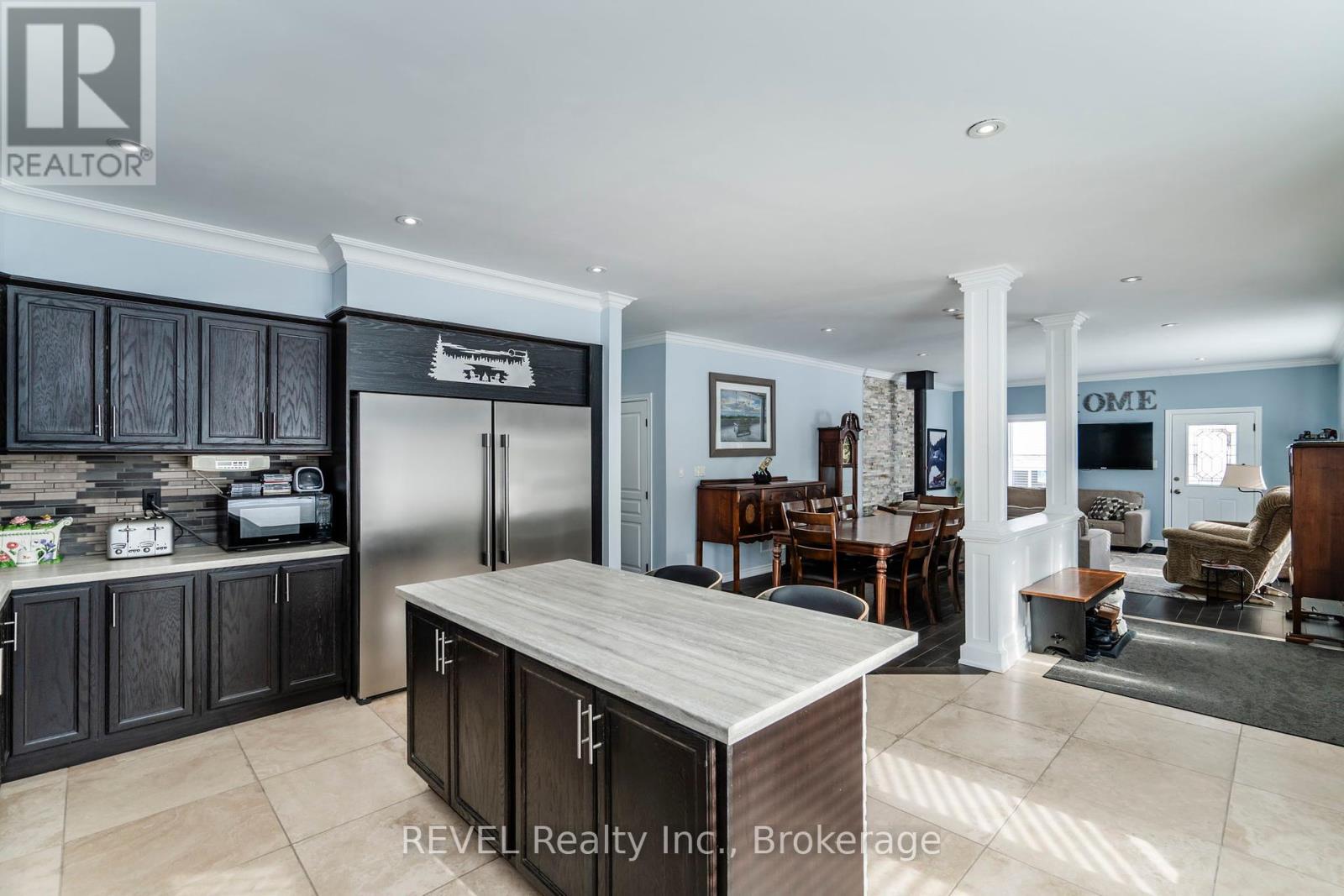 Photo 11 of 1006 River Street, Muskoka Lakes ON