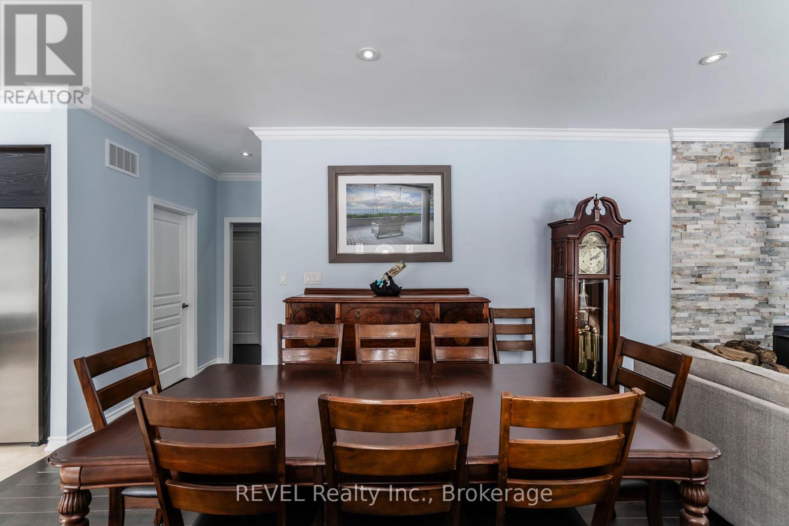 Photo 14 of 1006 River Street, Muskoka Lakes ON