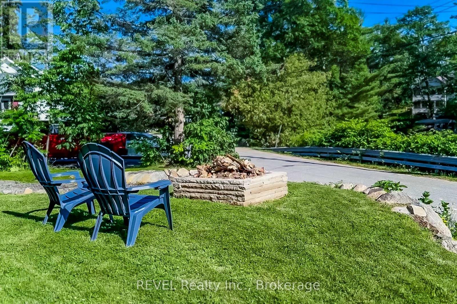 Photo 20 of 1006 River Street, Muskoka Lakes ON