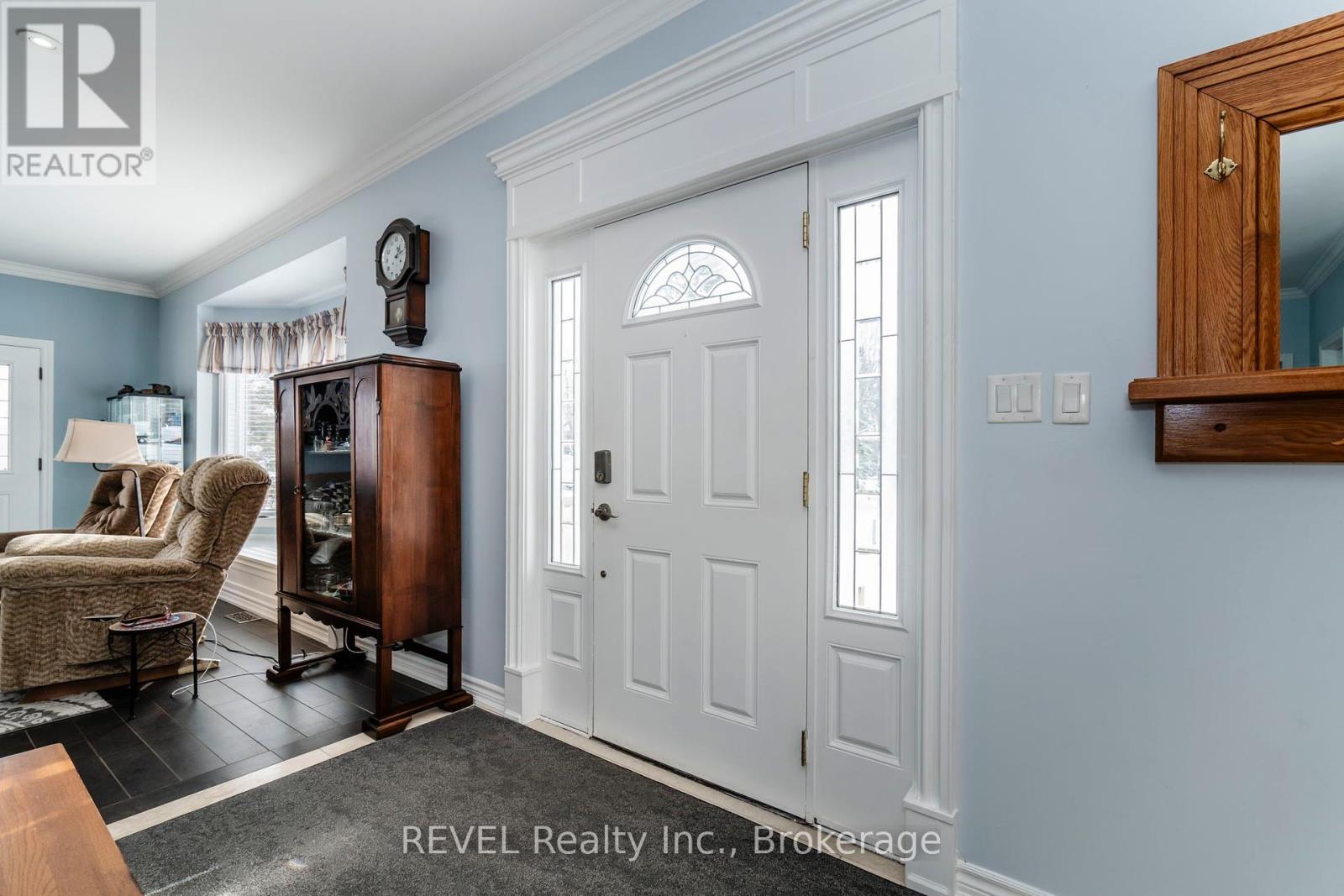 Photo 2 of 1006 River Street, Muskoka Lakes ON