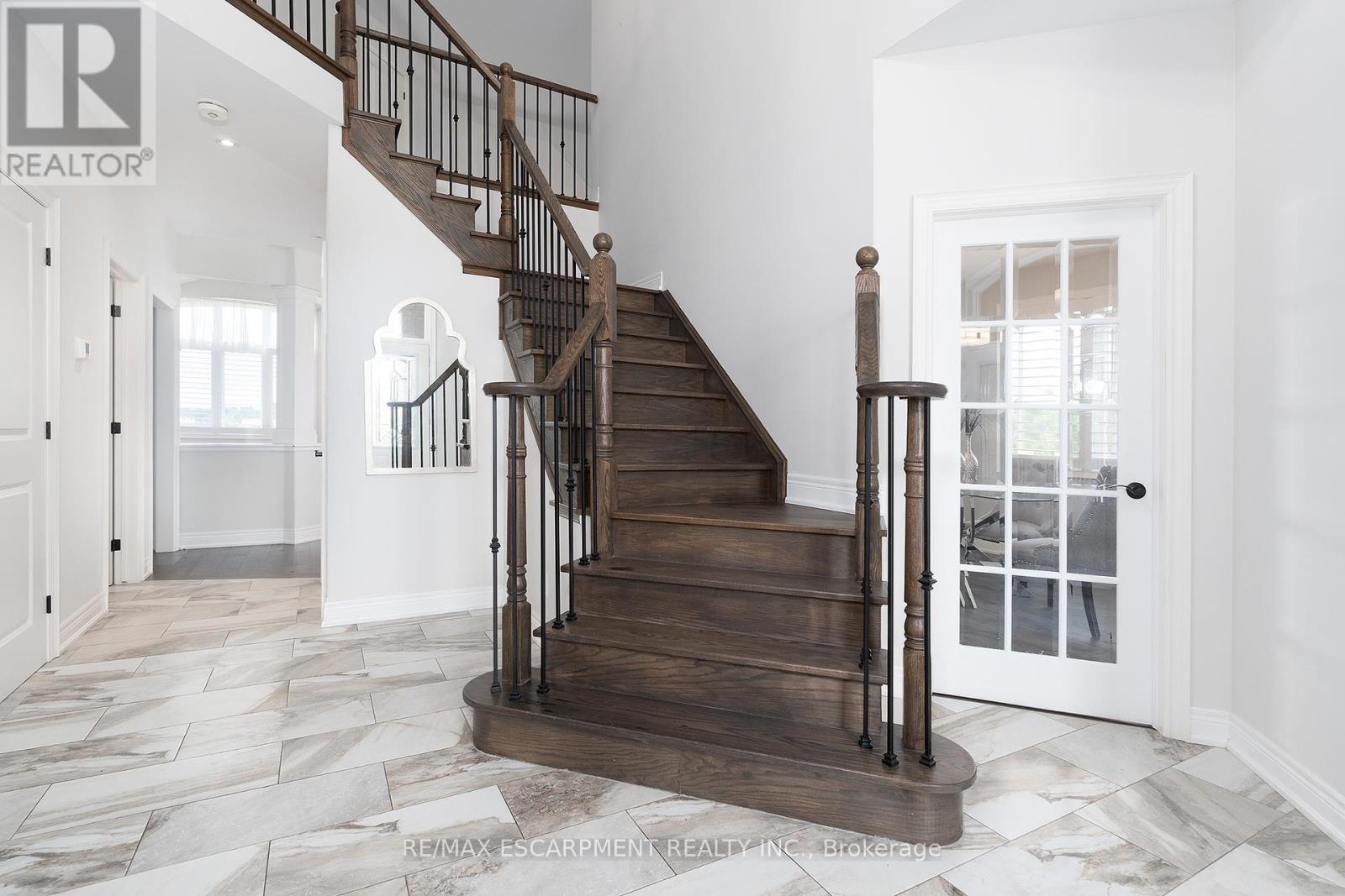 Photo 7 of 270 Farr Street, Pelham ON