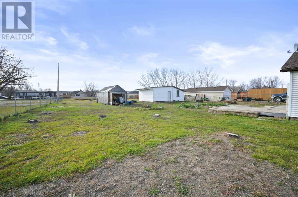 Single Family House Bungalow for Sale in  MABBOTT Road Rosedale Drumheller 