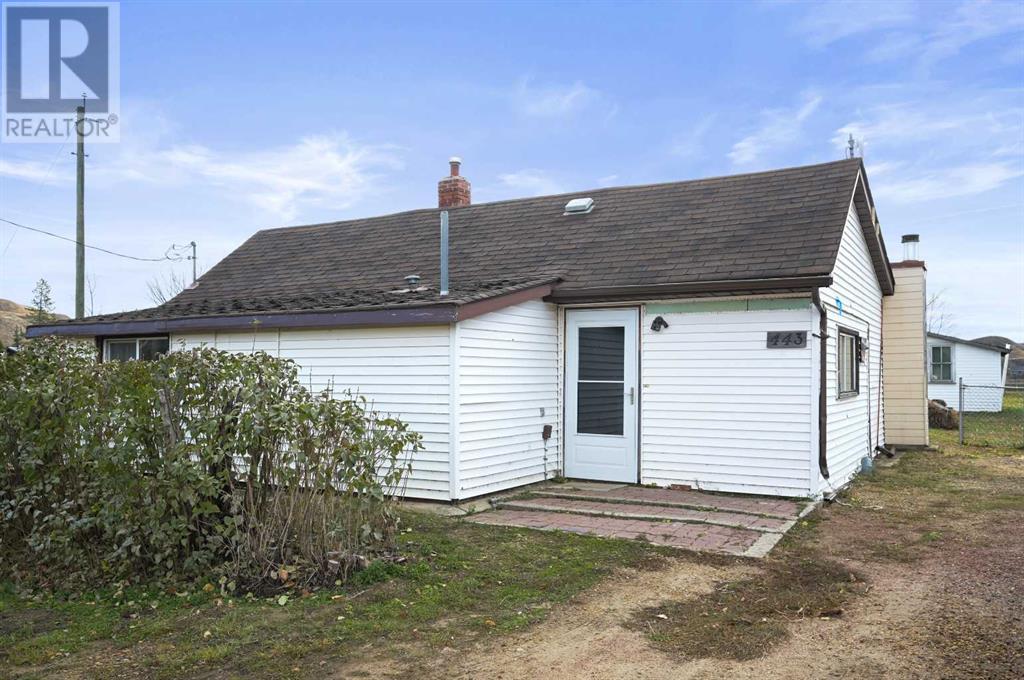 Single Family House Bungalow for Sale in  MABBOTT Road Rosedale Drumheller 