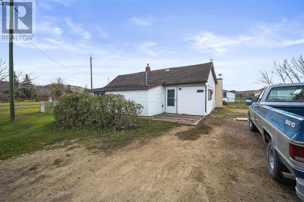 Single Family House Bungalow for Sale in  MABBOTT Road Rosedale Drumheller 