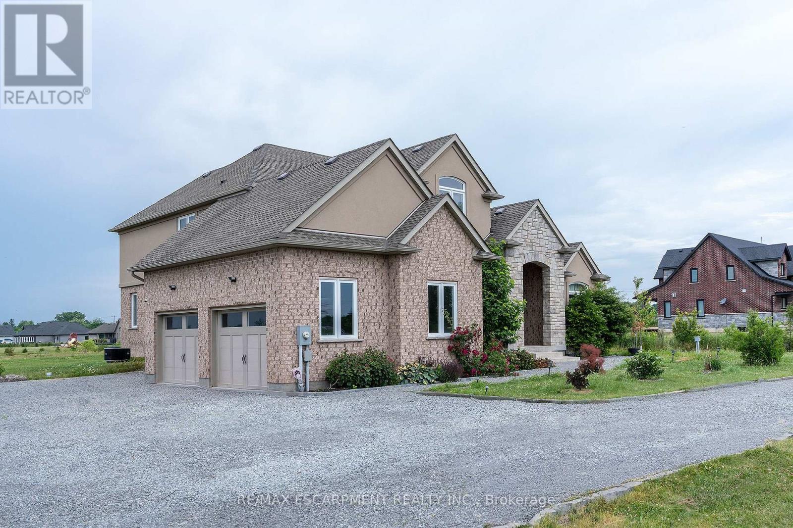Photo 12 of 270 Farr Street, Pelham ON