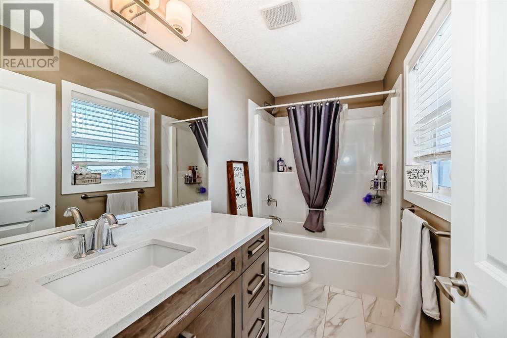 Photo 29 of 79 Lakes Estates Circle, Strathmore AB