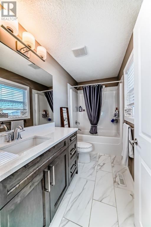 Photo 46 of 79 Lakes Estates Circle, Strathmore AB