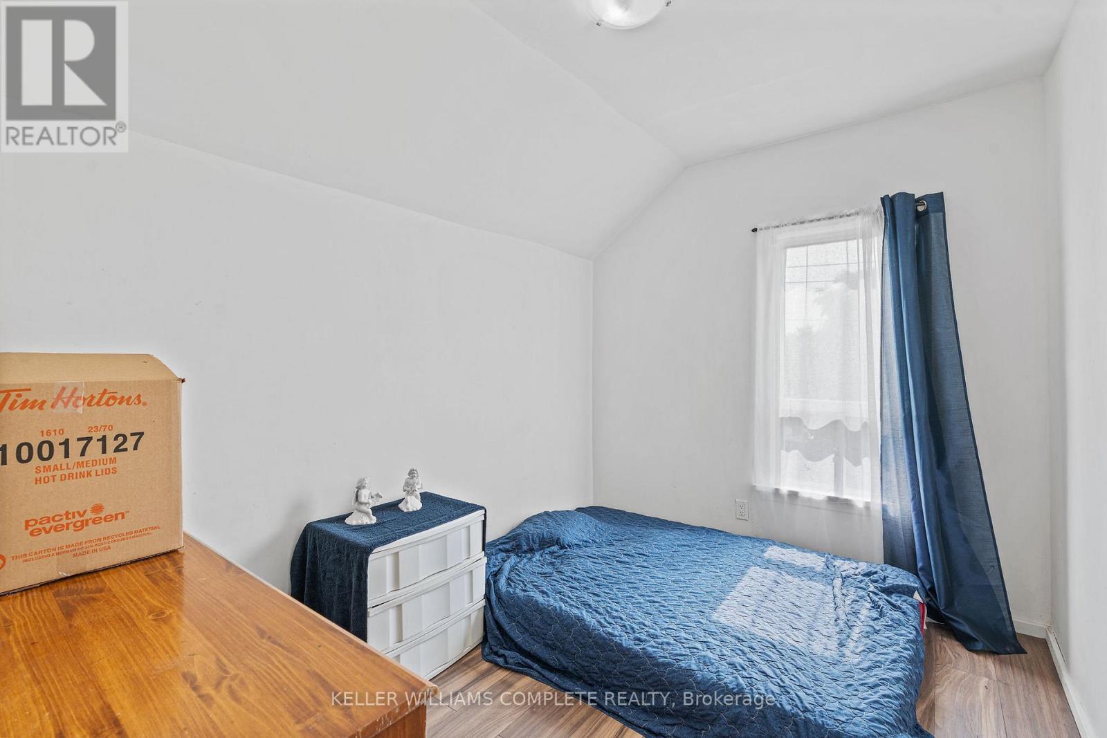 Photo 13 of 109 Sanford Avenue N, Hamilton ON