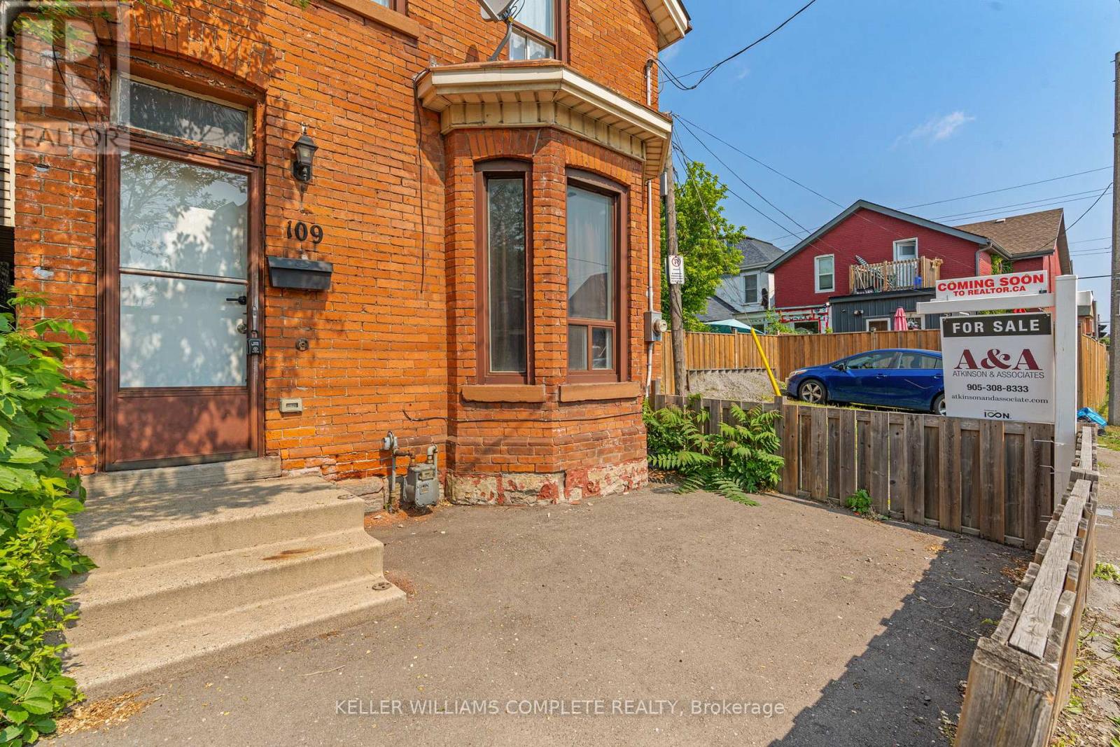Photo 11 of 109 Sanford Avenue N, Hamilton ON