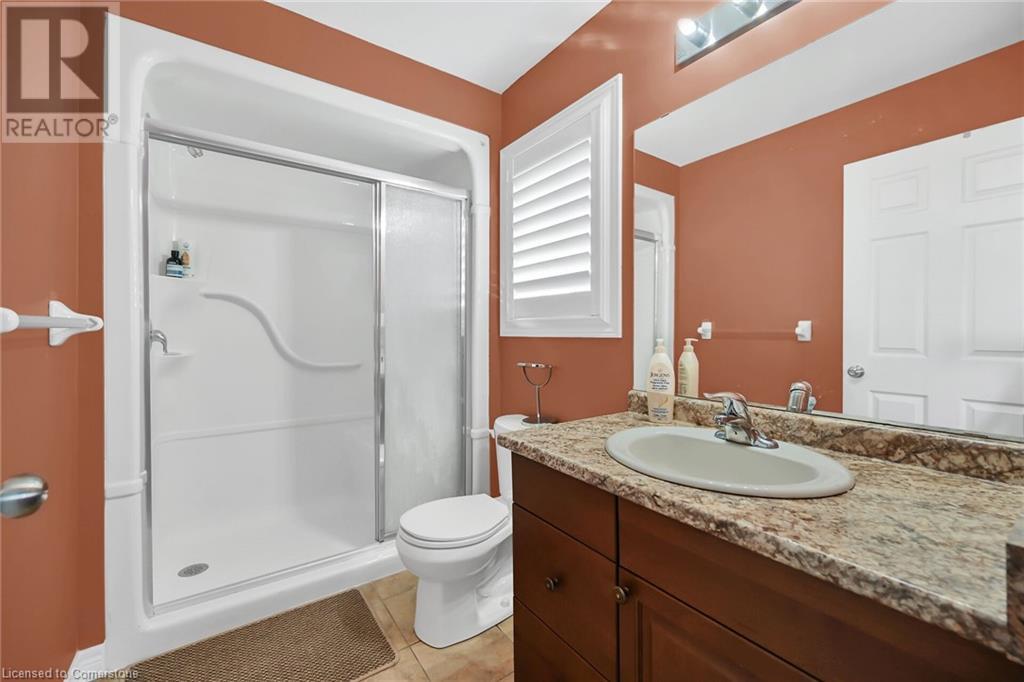 Photo 21 of 45 Helen Drive E, Hagersville ON
