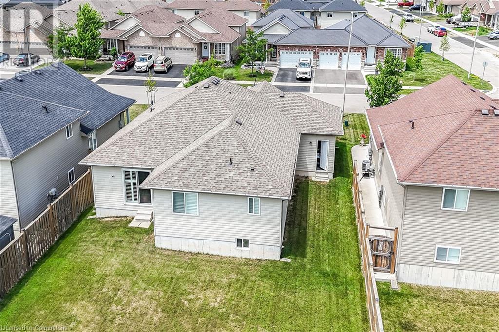 Photo 19 of 45 Helen Drive E, Hagersville ON
