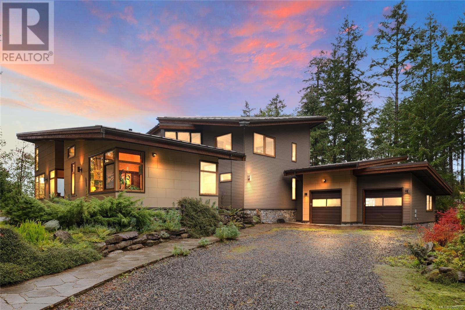 4985 Aho Rd, Ladysmith