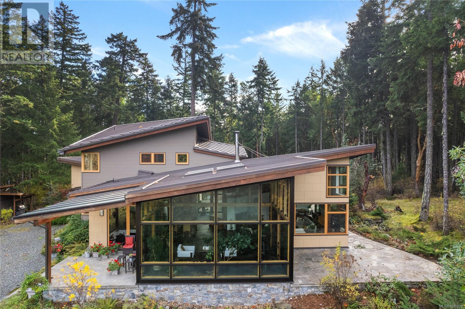 4985 Aho Rd, Ladysmith