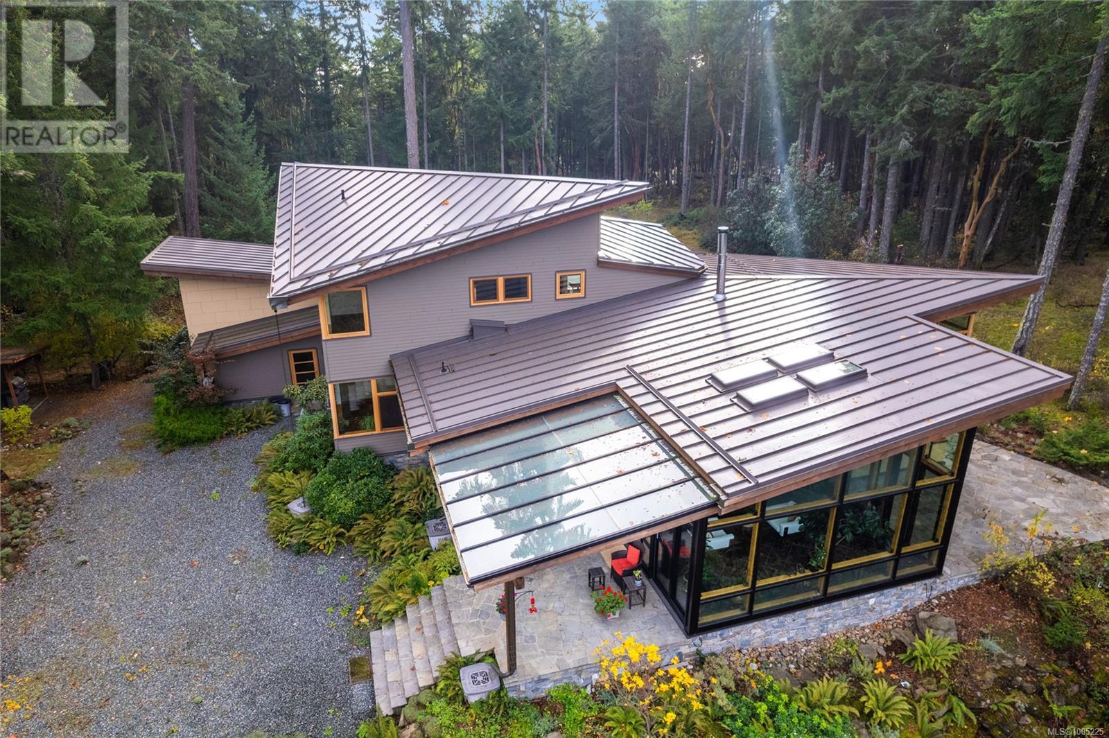 4985 Aho Rd, Ladysmith