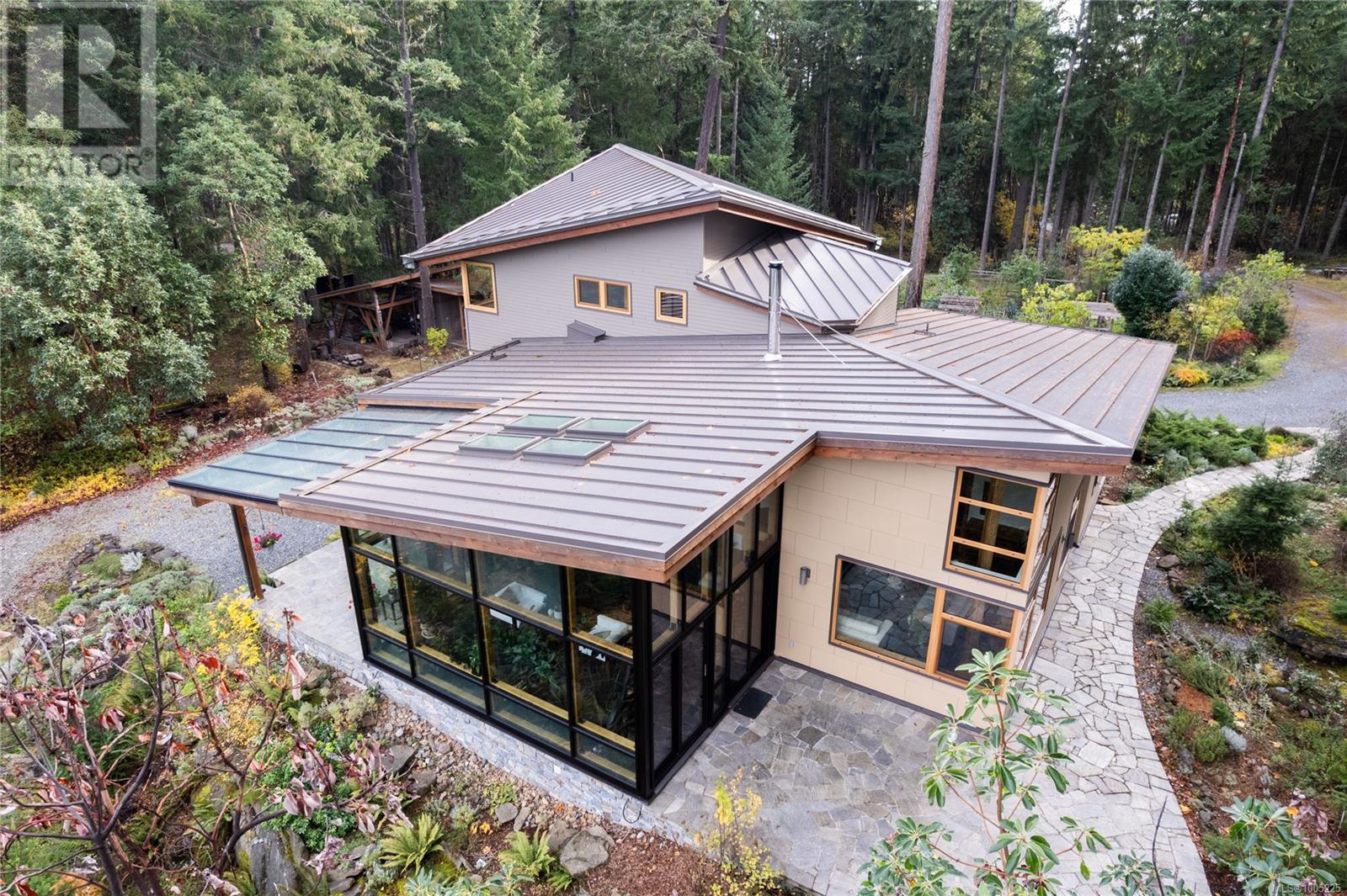 4985 Aho Rd, Ladysmith