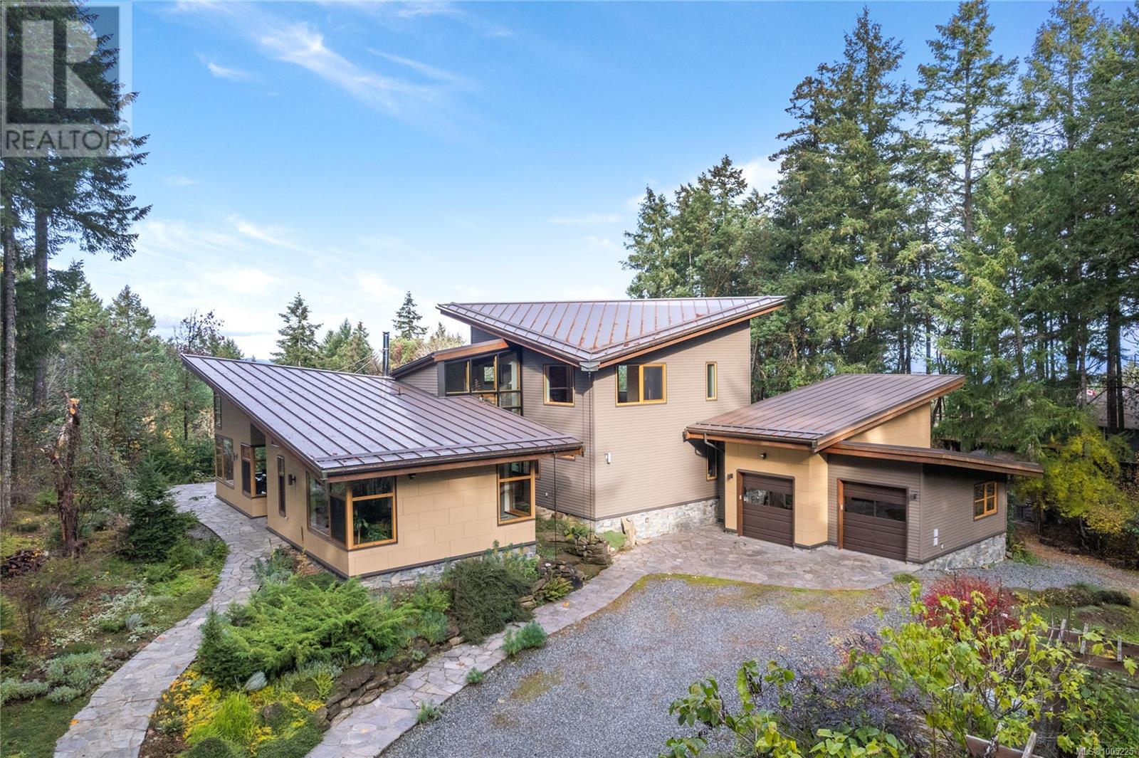 4985 Aho Rd, Ladysmith
