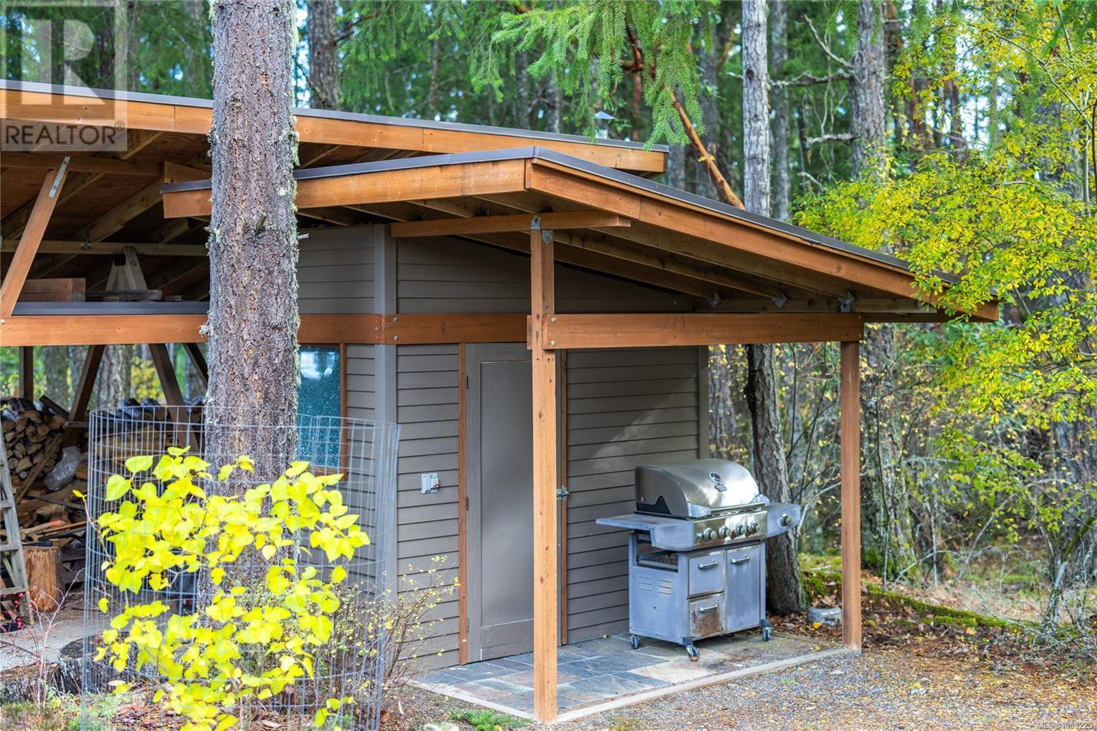 4985 Aho Rd, Ladysmith
