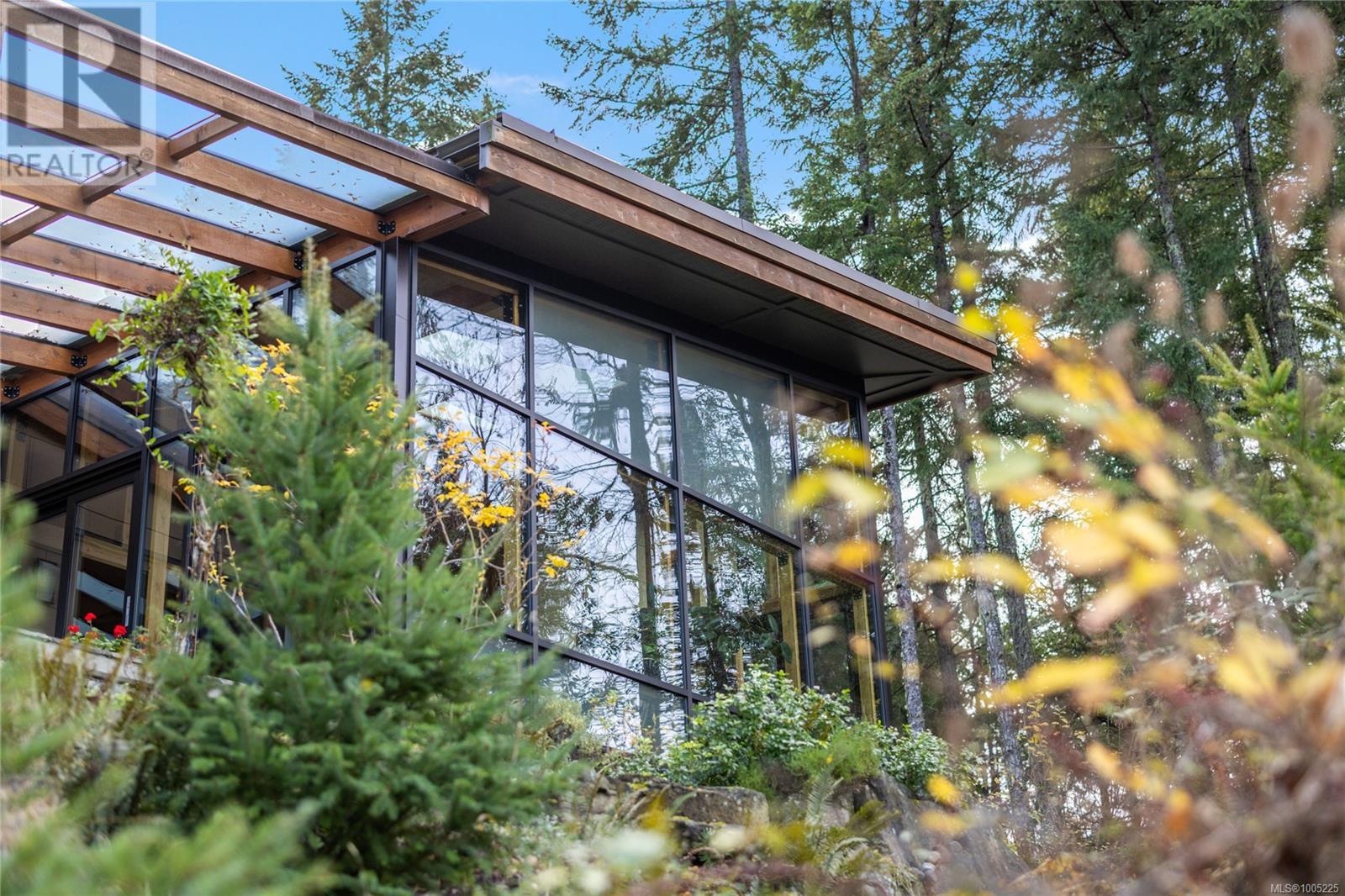 4985 Aho Rd, Ladysmith