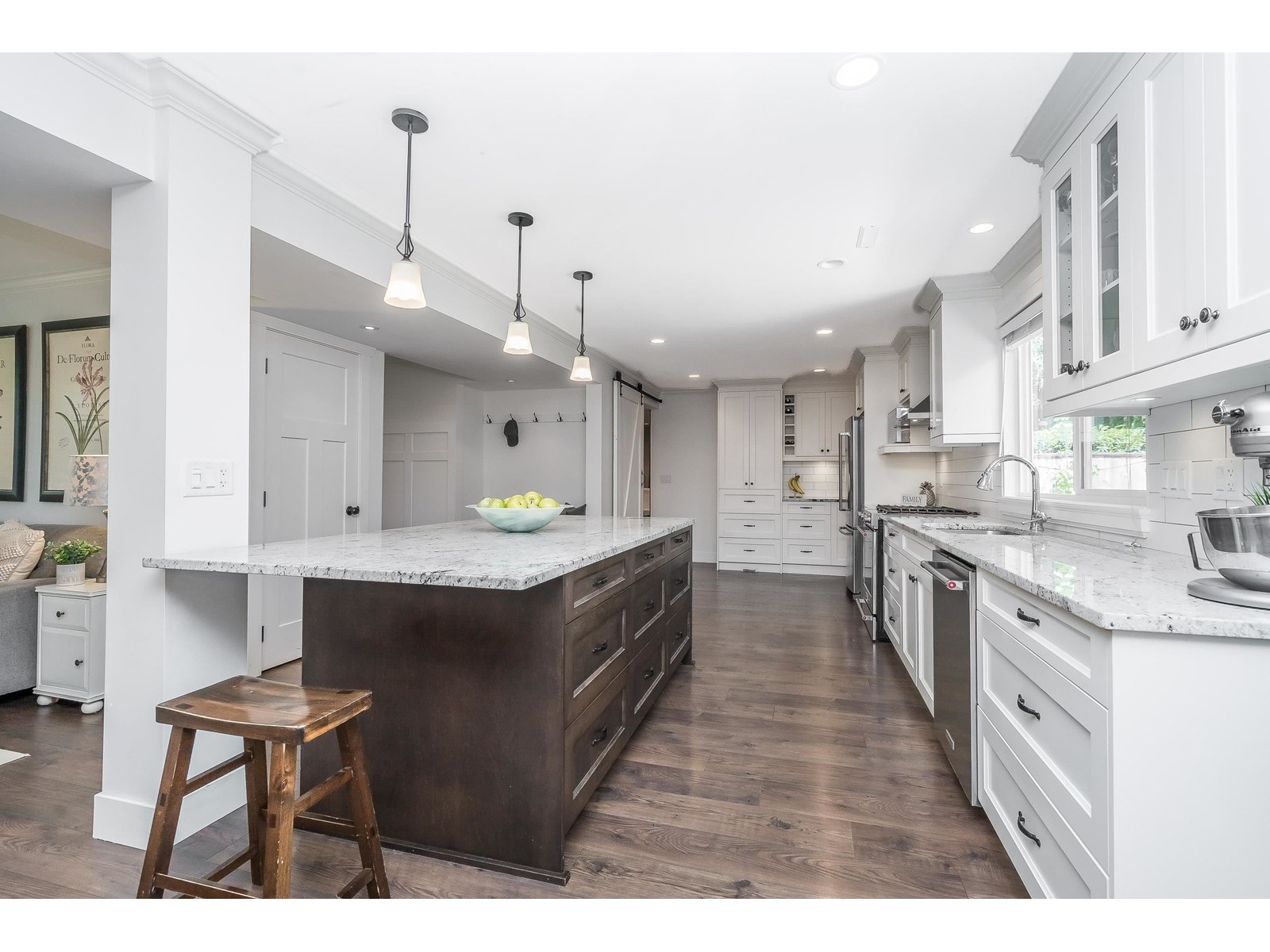 Photo 6 of 9358 209 B Street, Langley BC