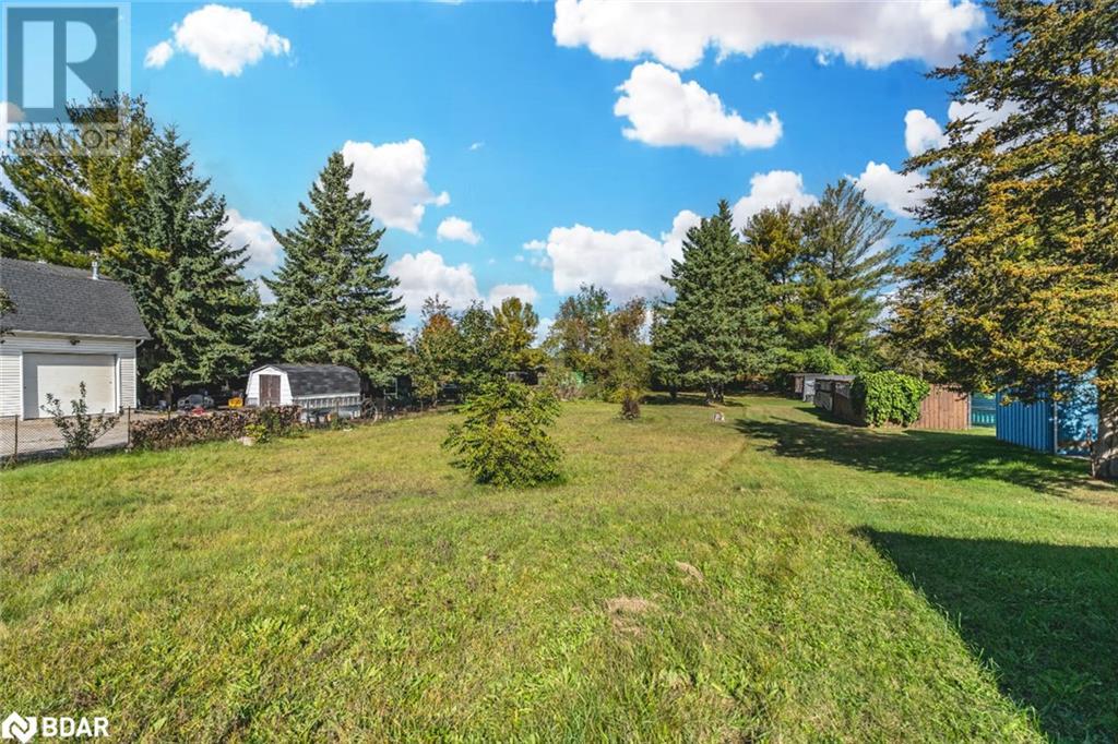 Photo 2 of 221 Phillips Street, Barrie ON