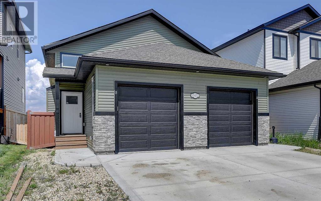 Single Family House Bi-level for Sale in   Avenue Westgate Grande Prairie 