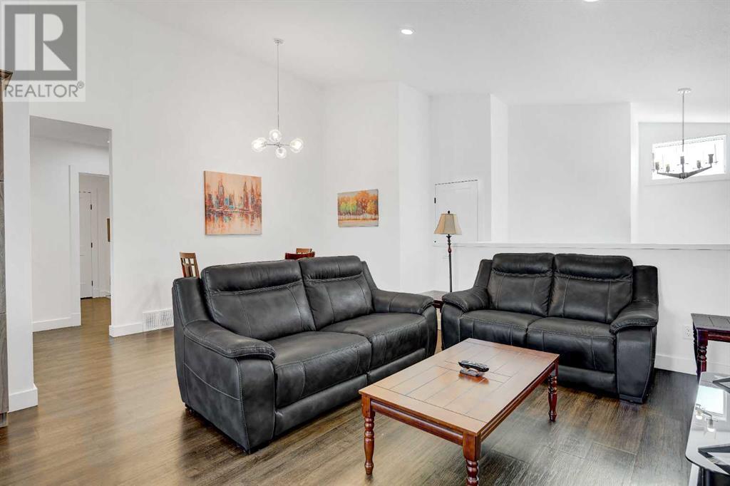 Single Family House Bi-level for Sale in   Avenue Westgate Grande Prairie 