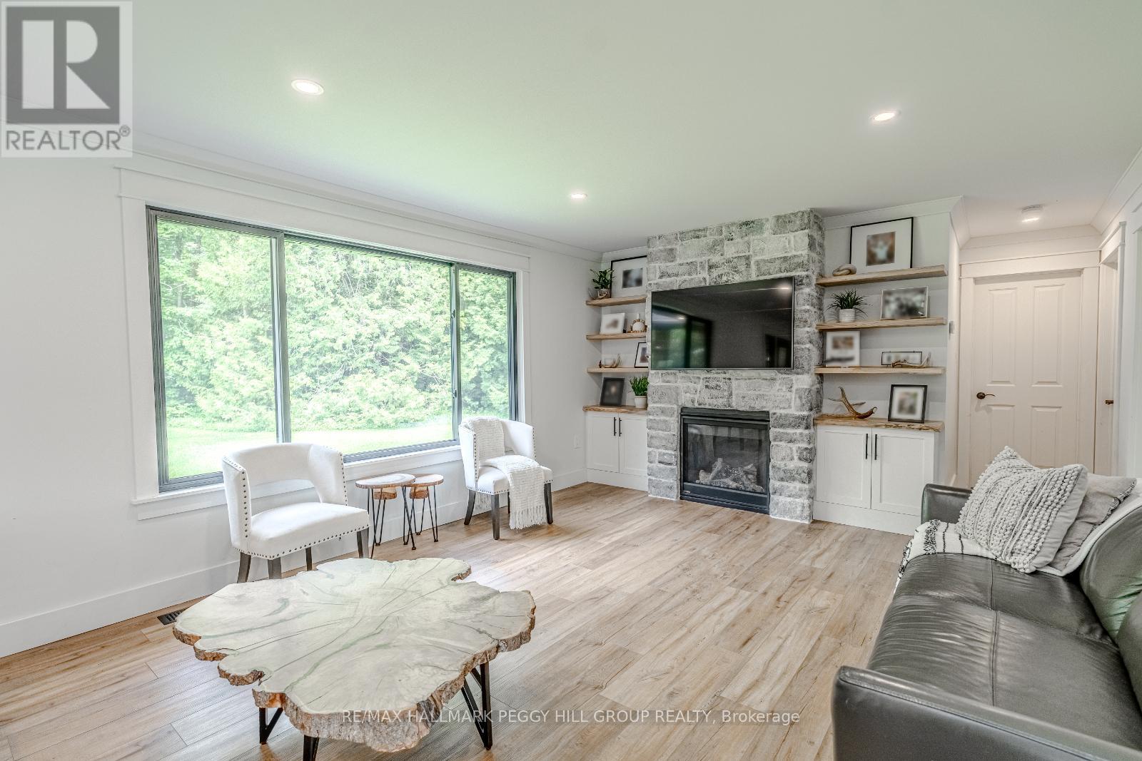 Photo 9 of 2764 Fairgrounds Road, Severn ON