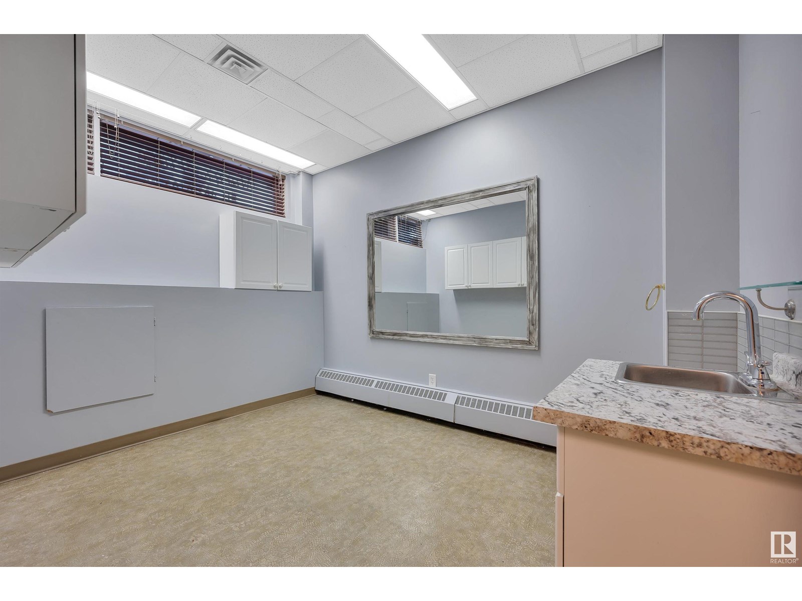 Photo 18 of 101 11520 100 Av Nw, Edmonton AB