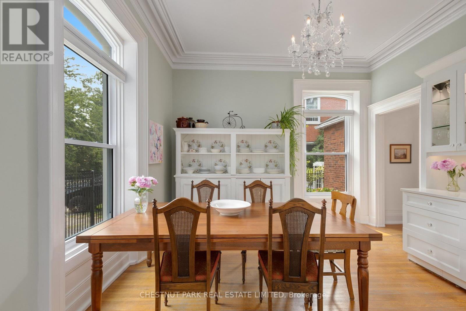 Photo 10 of 219 Charles Street, Belleville ON