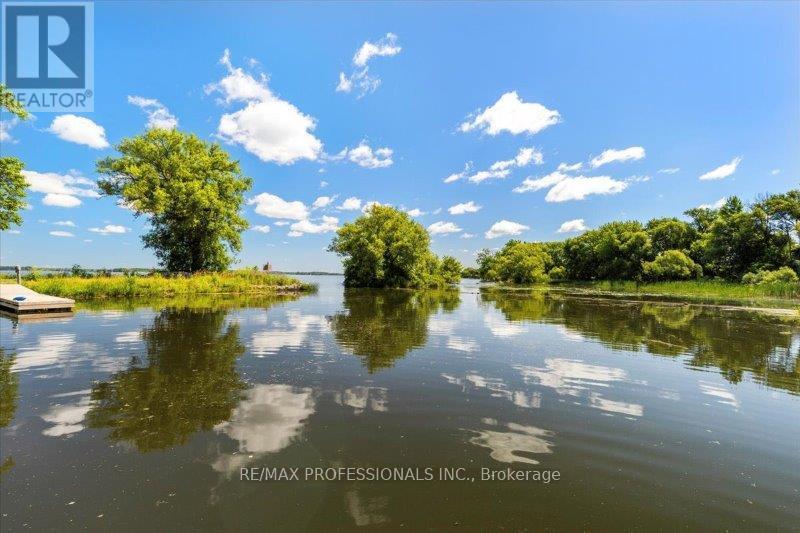 Photo 28 of 34 Owen Lane, Prince Edward County ON