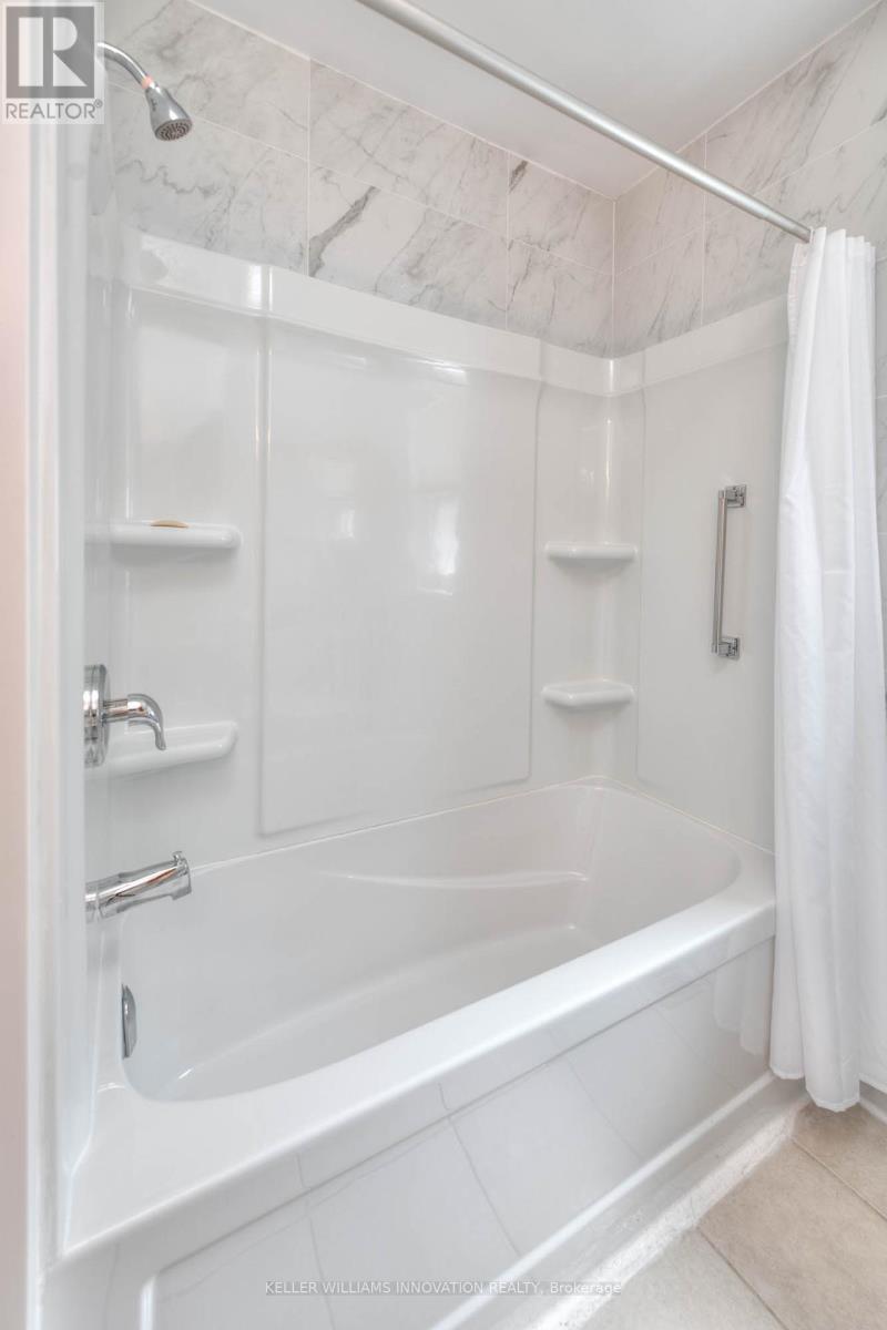Photo 24 of 147 Clark Avenue, Kitchener ON