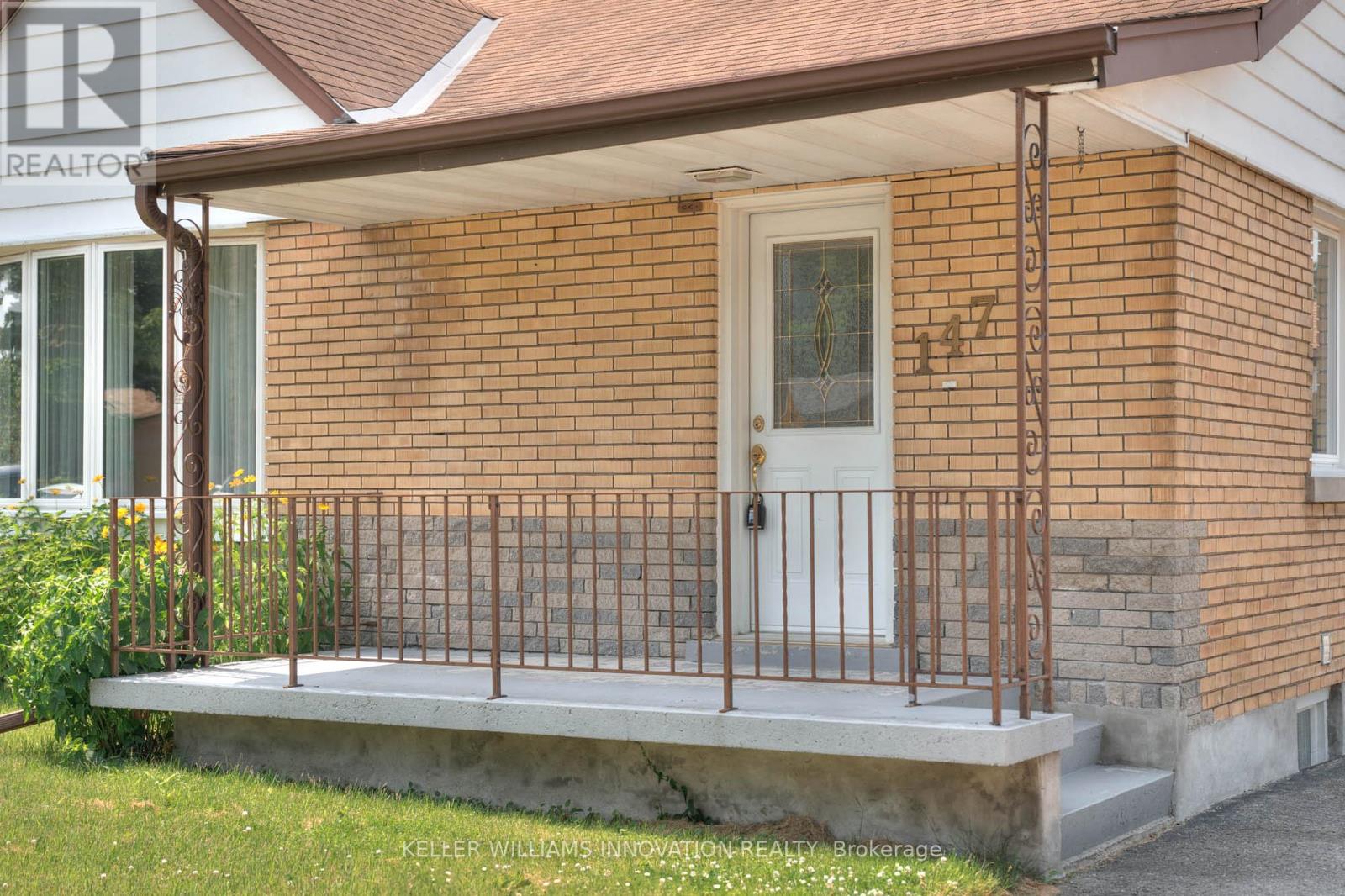 Photo 7 of 147 Clark Avenue, Kitchener ON