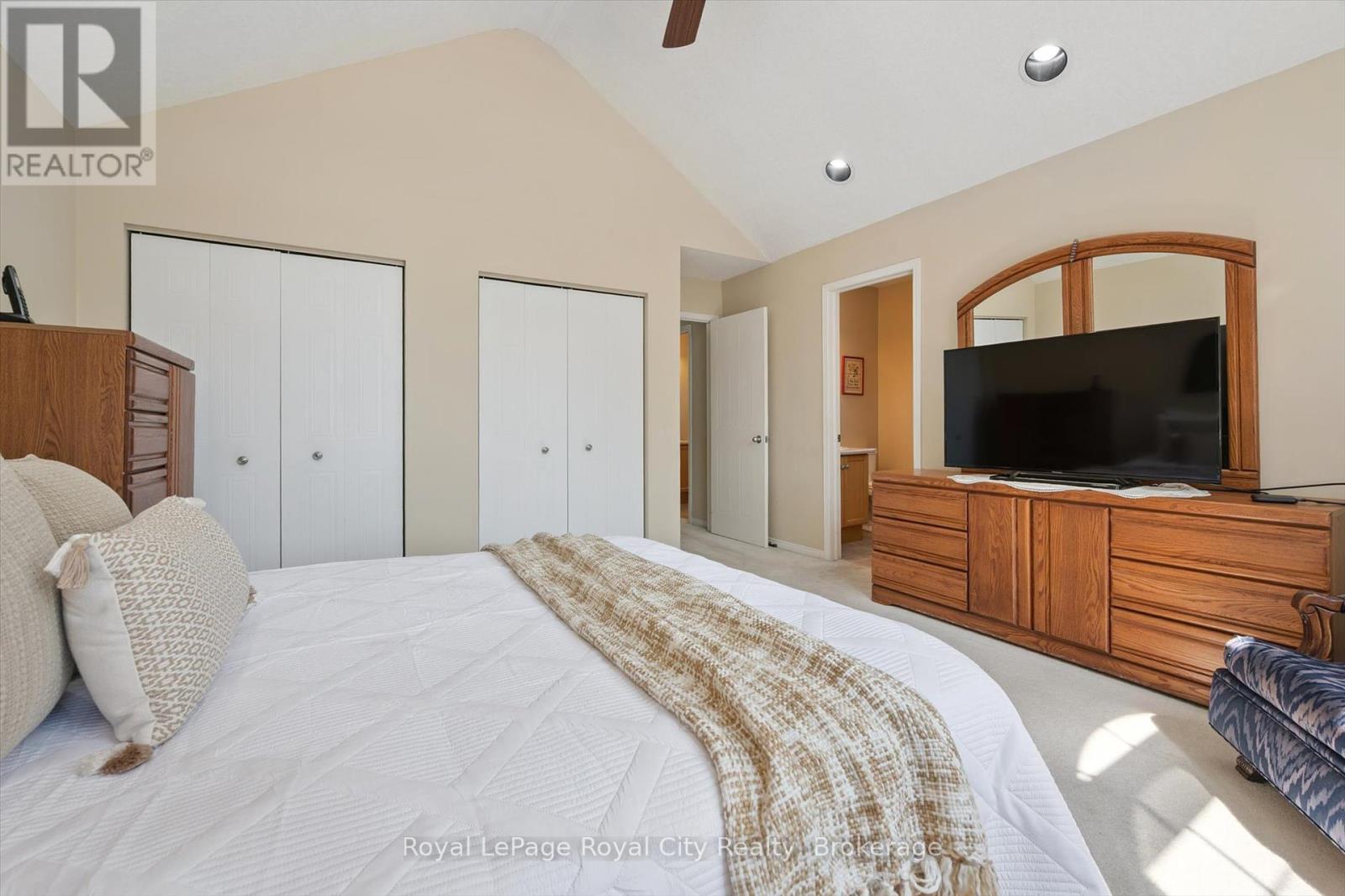 Photo 28 of 347 Starwood Drive, Guelph ON