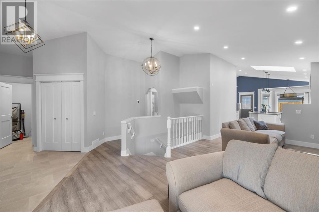 Single Family House Bungalow for Sale in  Valley Meadow Close NW Valley Ridge Calgary 