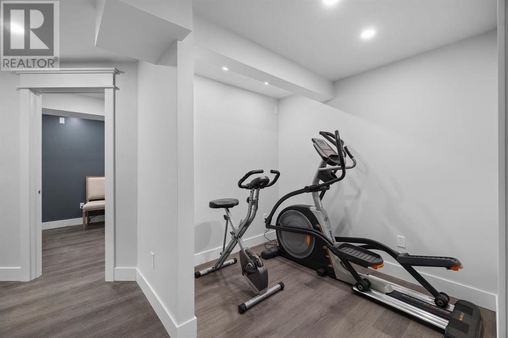 Single Family House Bungalow for Sale in  Valley Meadow Close NW Valley Ridge Calgary 