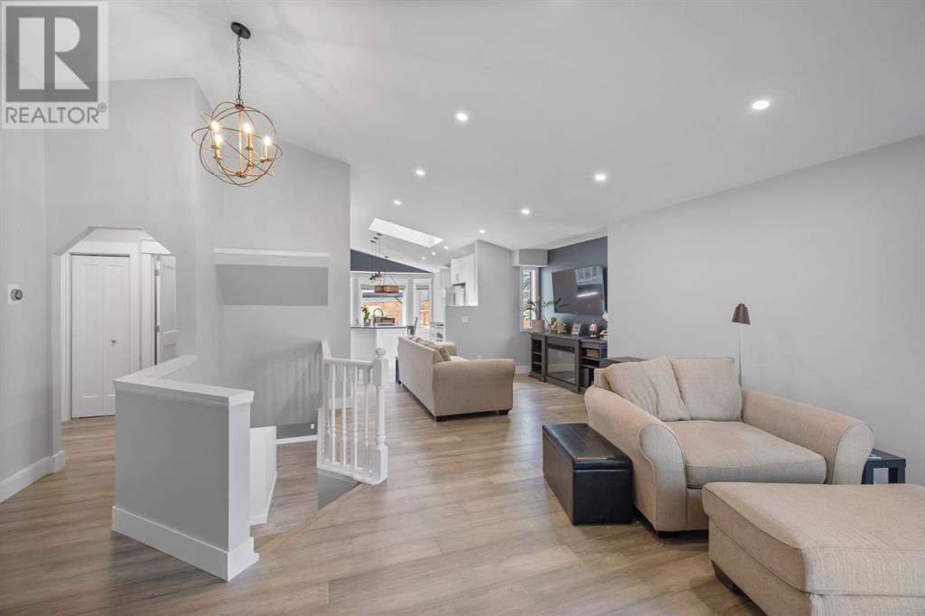 Single Family House Bungalow for Sale in  Valley Meadow Close NW Valley Ridge Calgary 