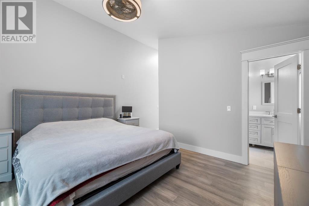 Single Family House Bungalow for Sale in  Valley Meadow Close NW Valley Ridge Calgary 
