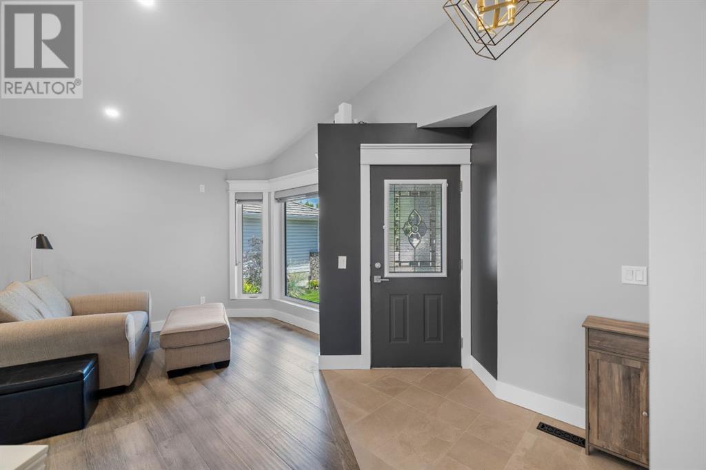 Single Family House Bungalow for Sale in  Valley Meadow Close NW Valley Ridge Calgary 