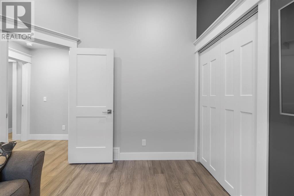 Single Family House Bungalow for Sale in  Valley Meadow Close NW Valley Ridge Calgary 